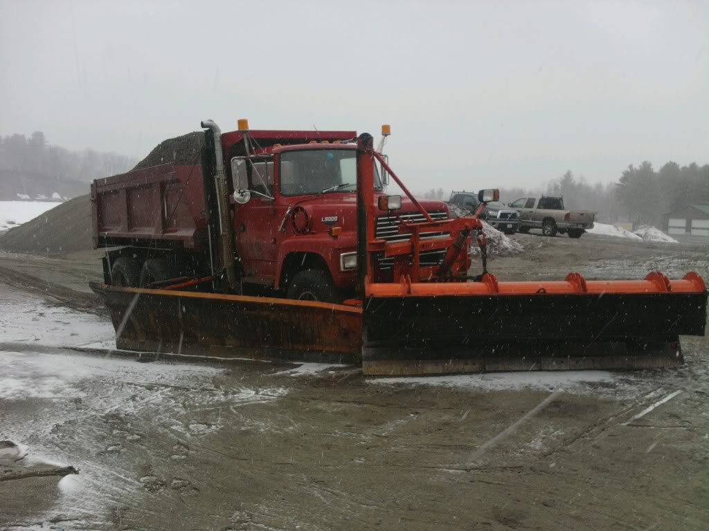 Name:  TerrysTruck2.jpg
Views: 317
Size:  100.6 KB